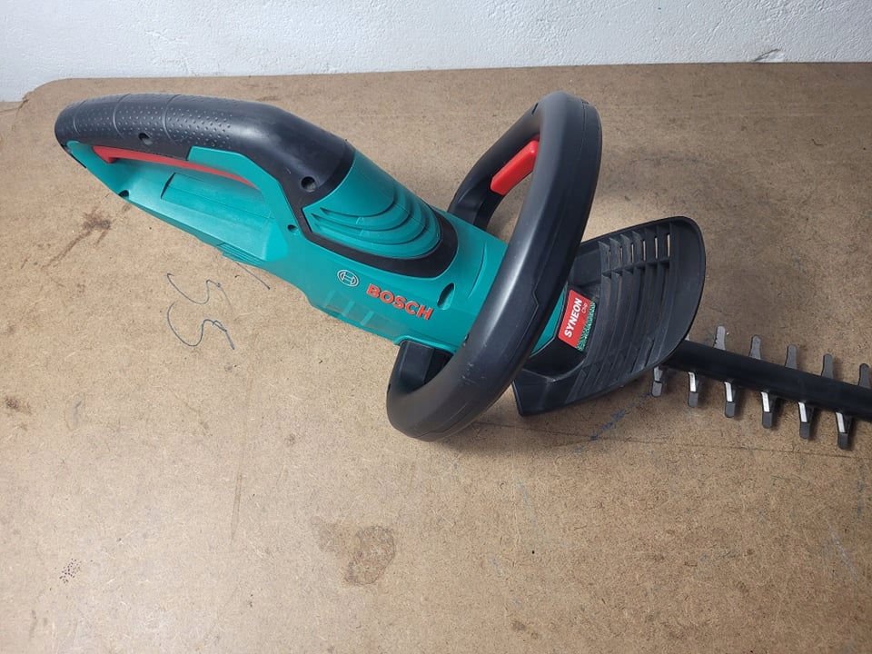 Sekator-Nozyce-do-zywoplotu-Bosch-AHS-53-20-LI-AKU-Kod-producenta-AHS-53-20LI